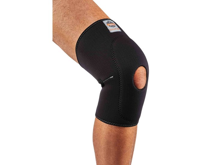 Picture of Ergodyne Proflex 615 Black Medium Neoprene Knee Brace (Main product image)